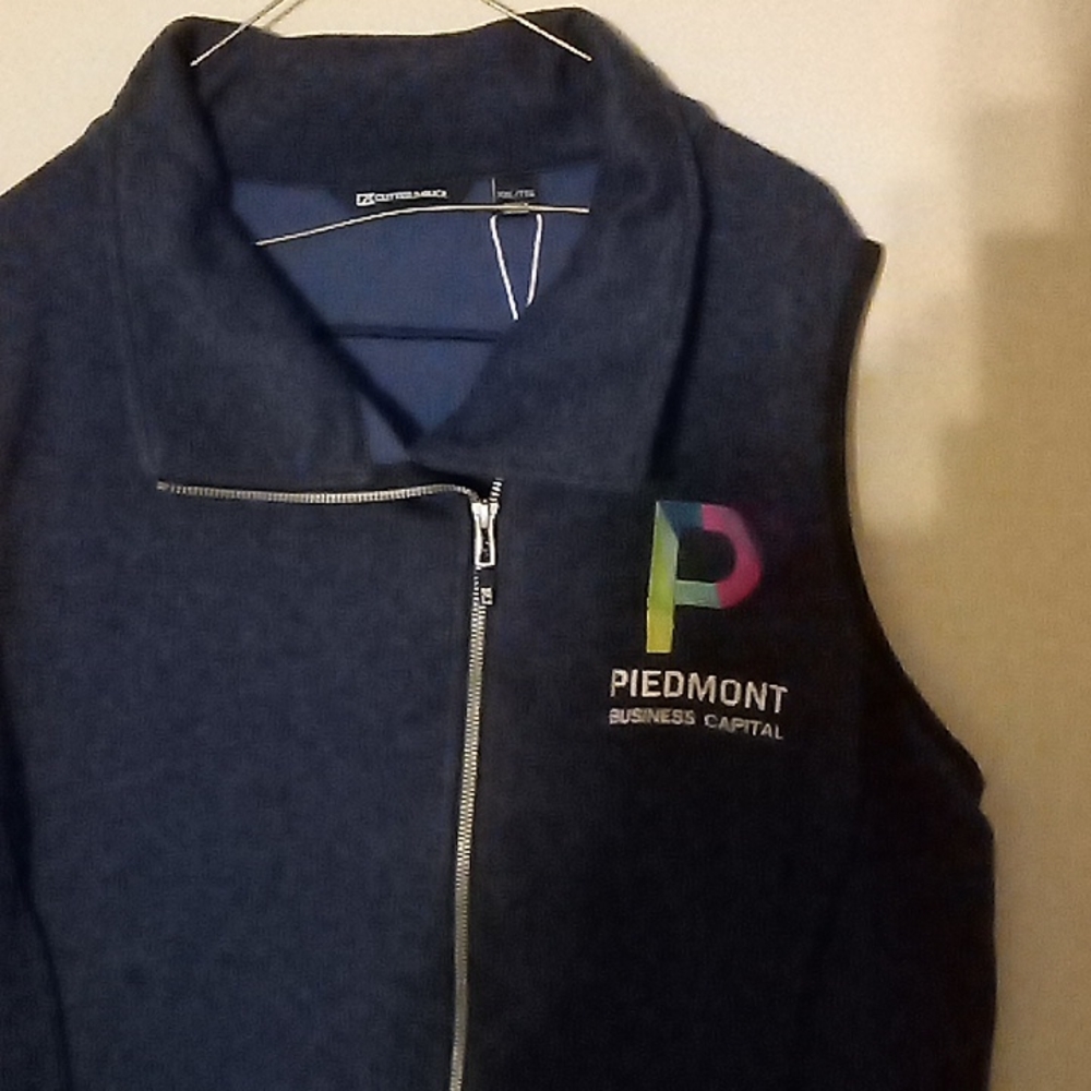 Women's cutter and  buck vest jacket